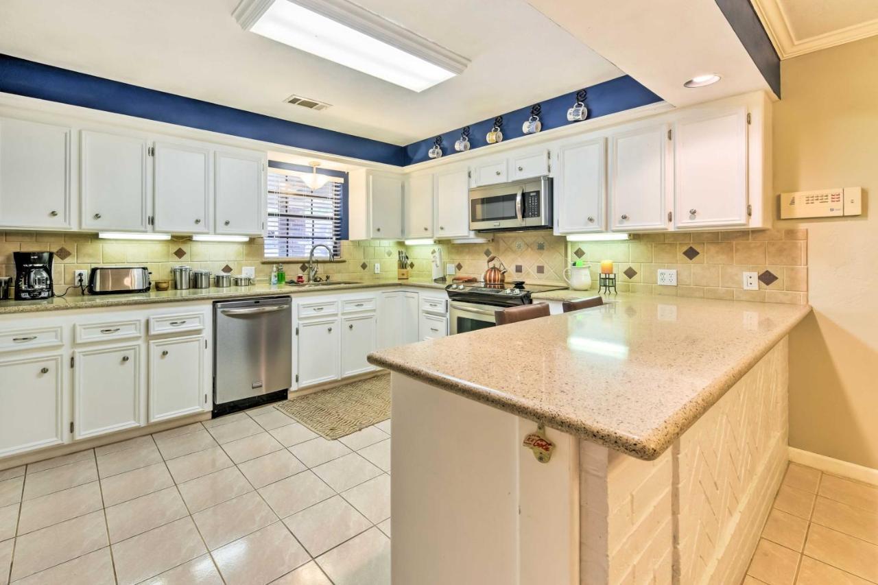 Quiet Lake Conroe Townhome With 2 Boat Slips! Willis 外观 照片