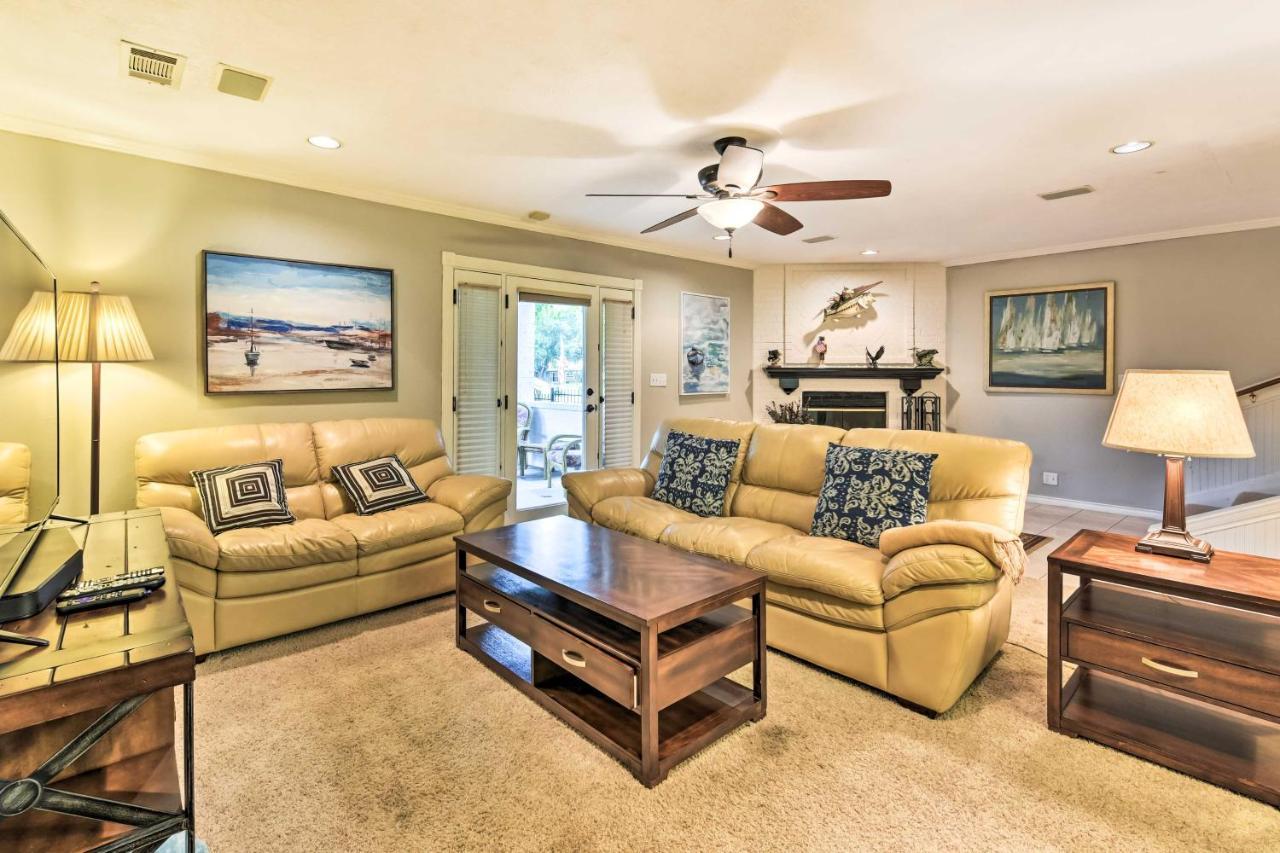 Quiet Lake Conroe Townhome With 2 Boat Slips! Willis 外观 照片
